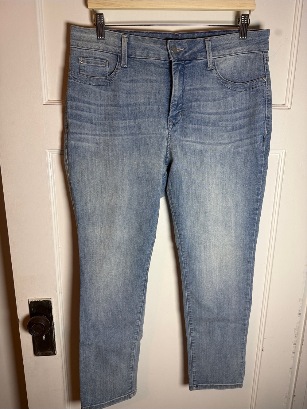 Light Blue Women's Jeans - Classic Skinny Fit 14P